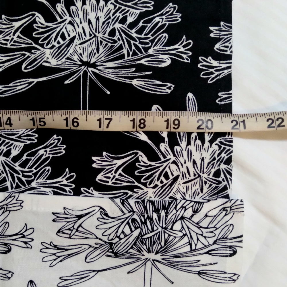Floral Print Kitchen / Tea Towels in Black and White - Picture 3 of 5